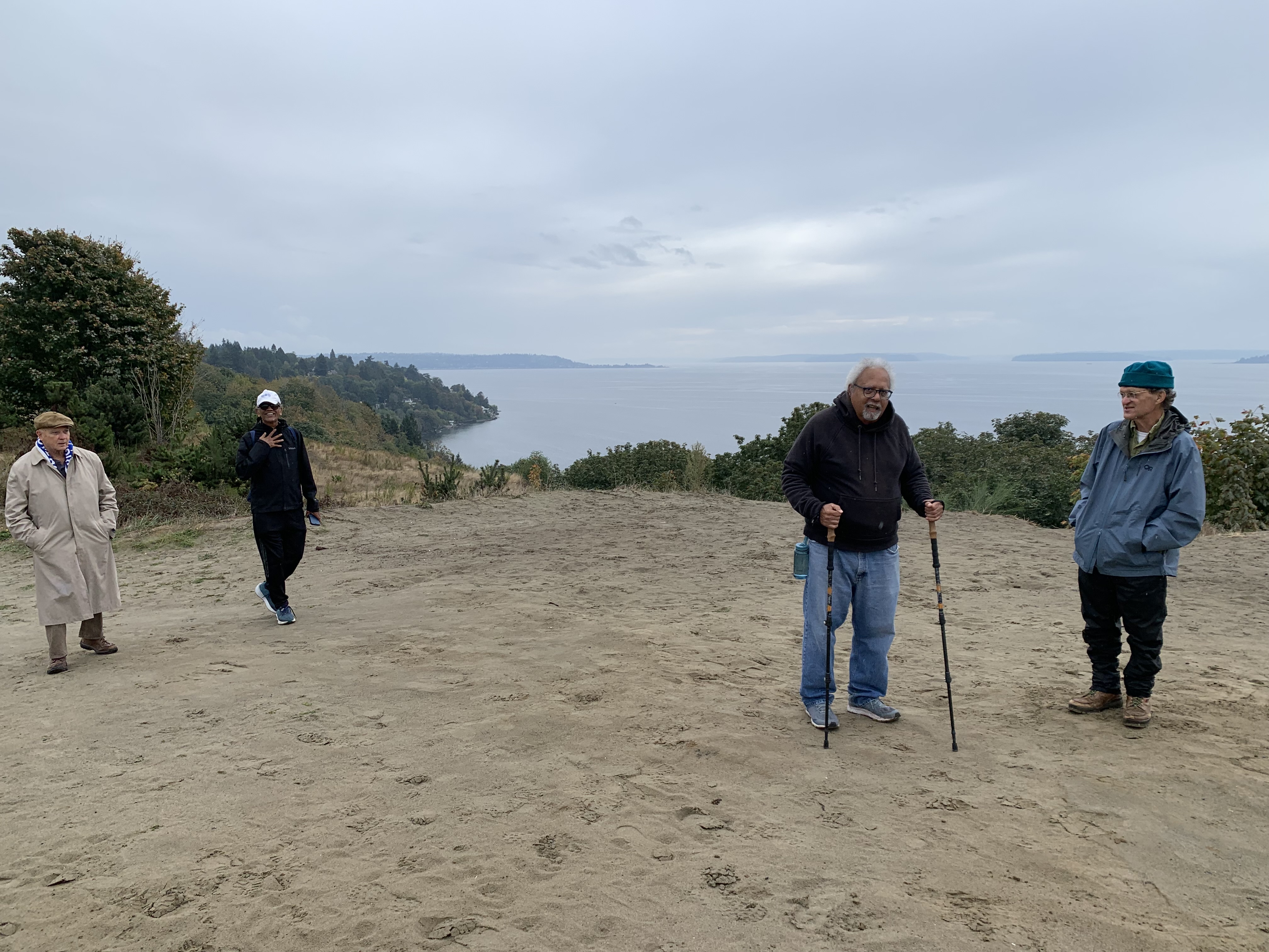 discovery park walkers