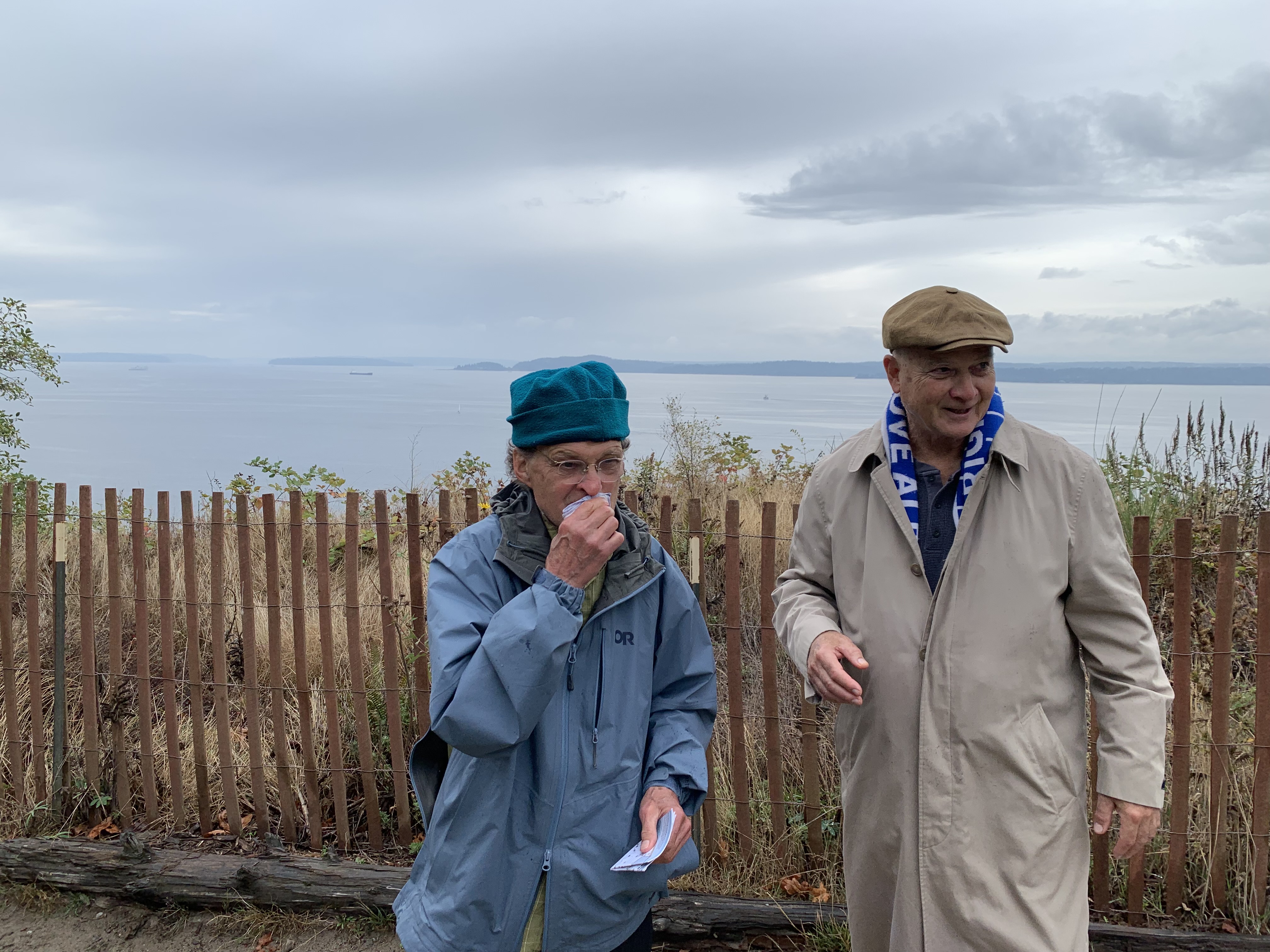 discover park walkers