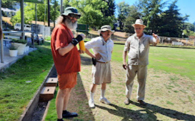 lawn bowling